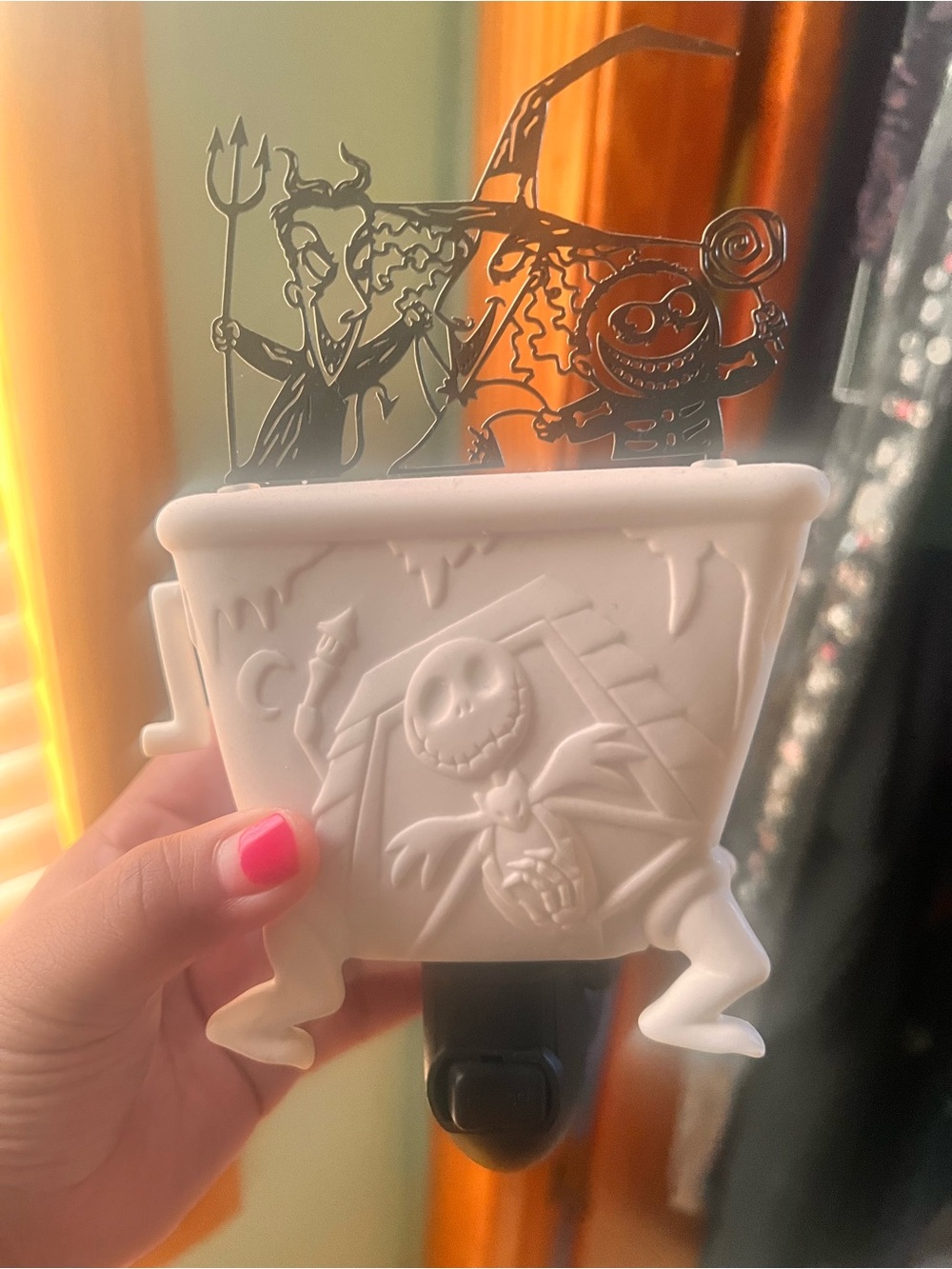 Scentsy White Nightmare Before Christmas Cauldron Plug-In Warmer